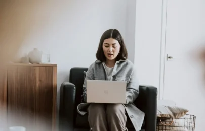 windows-Bv6eopZf4IU-unsplash